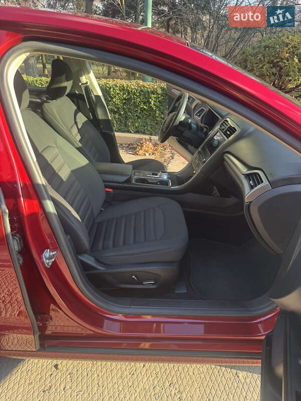 Седан Ford Fusion 2018 в Запоріжжі