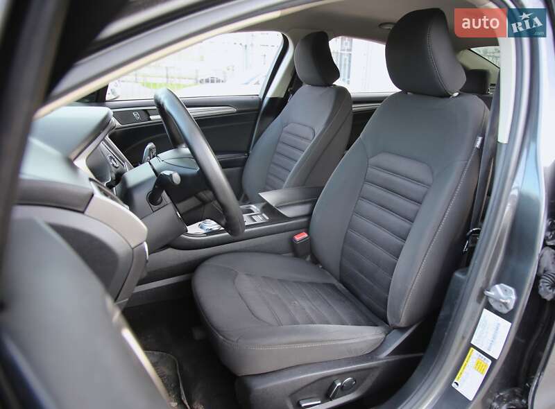 Седан Ford Fusion 2016 в Харкові