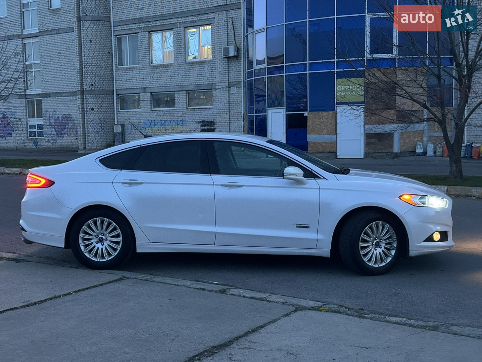 2015 Ford Fusion - мініатюра 4
