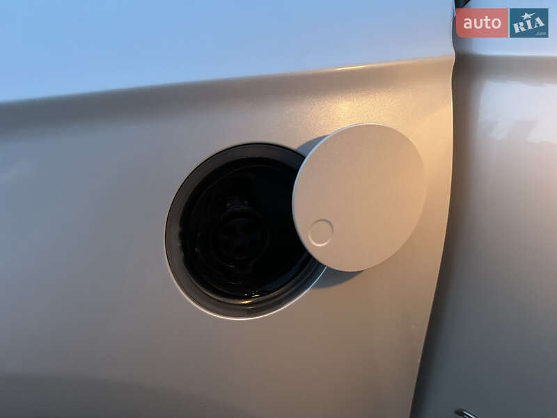 Седан Ford Fusion 2015 в Херсоні