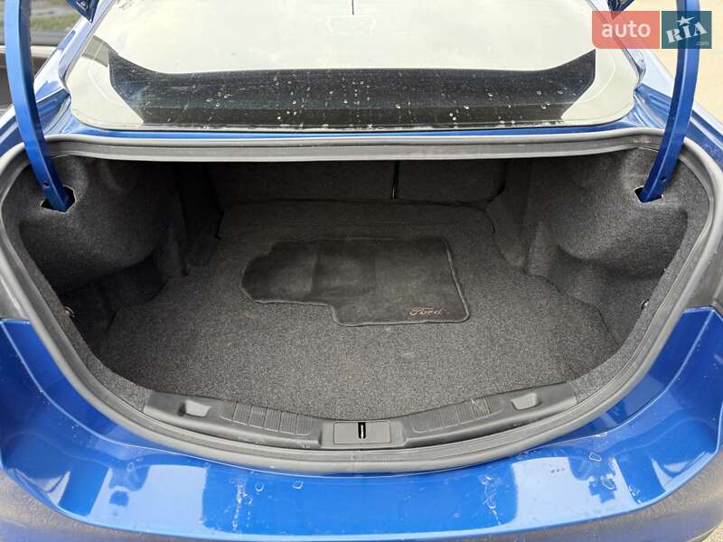 Седан Ford Fusion 2017 в Києві