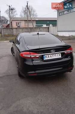Седан Ford Fusion 2017 в Вышгороде
