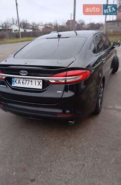 Седан Ford Fusion 2017 в Вышгороде
