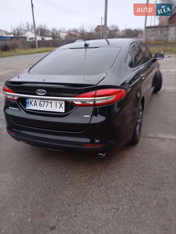 Седан Ford Fusion 2017 в Вишгороді