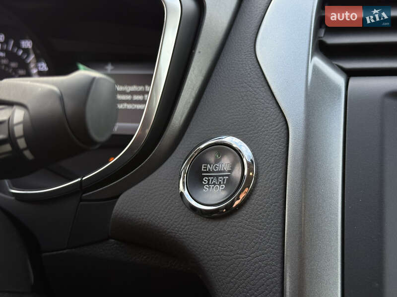 Седан Ford Fusion 2013 в Харкові