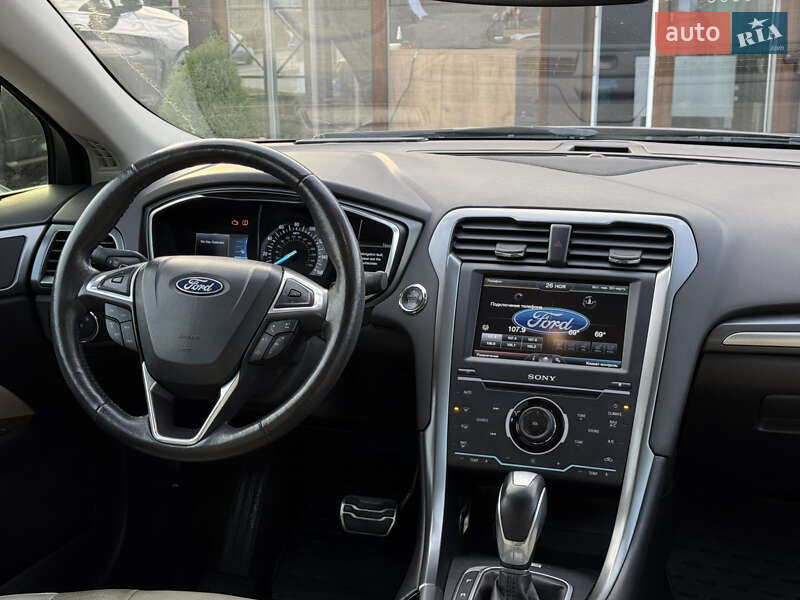 Седан Ford Fusion 2013 в Харкові