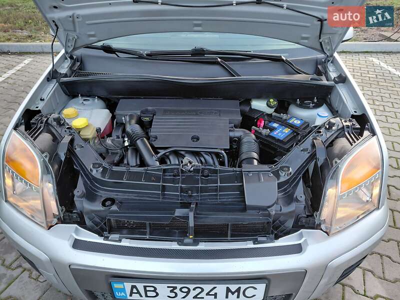 Хэтчбек Ford Fusion 2009 в Виннице