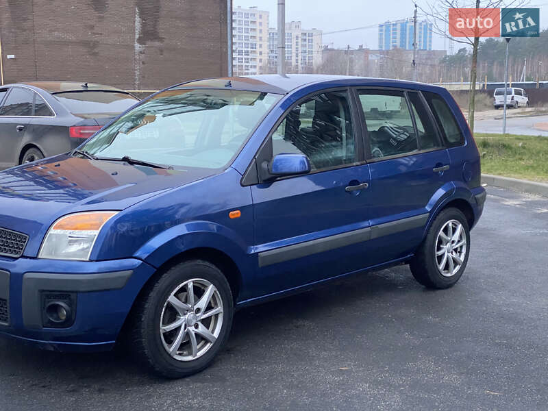 Хэтчбек Ford Fusion 2007 в Чернигове