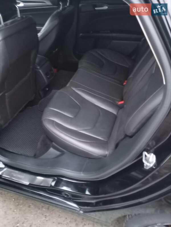 Седан Ford Fusion 2017 в Вишгороді