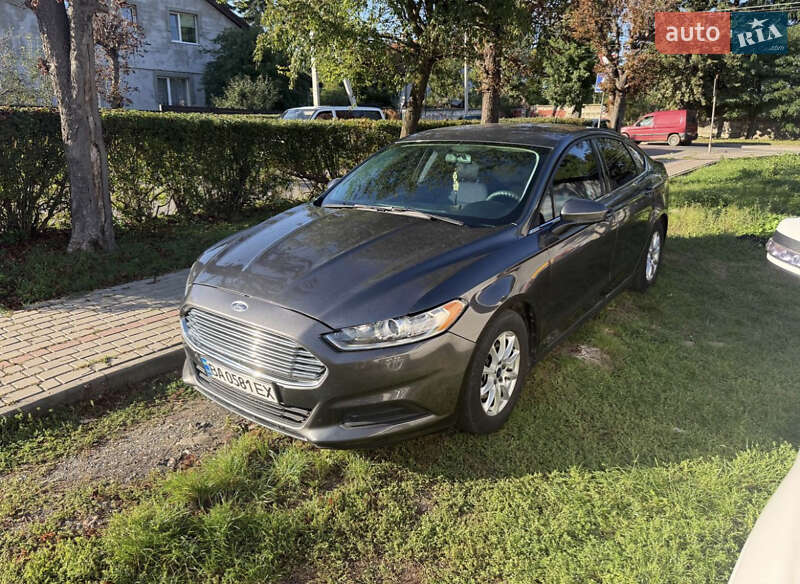 Седан Ford Fusion 2015 в Коломиї