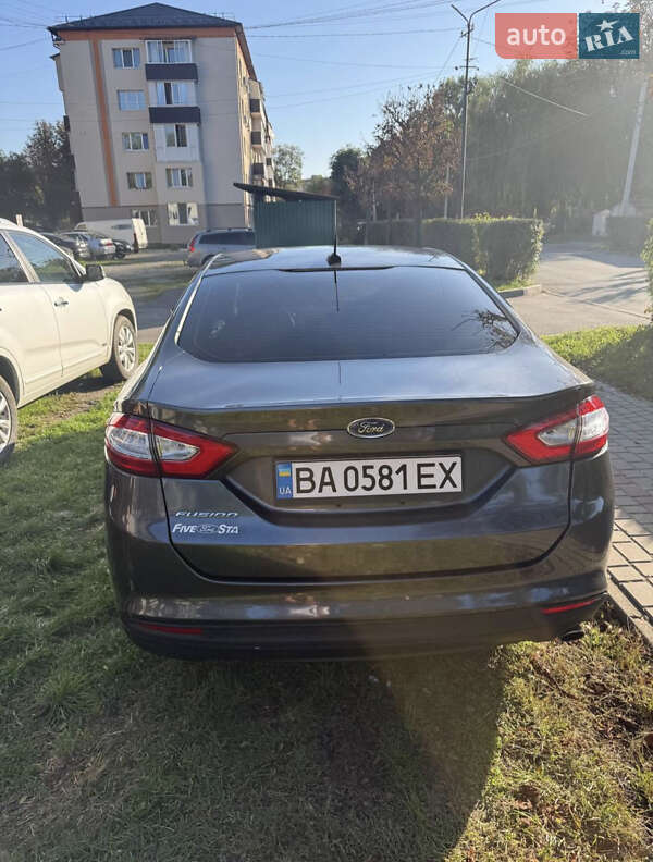 Седан Ford Fusion 2015 в Коломиї