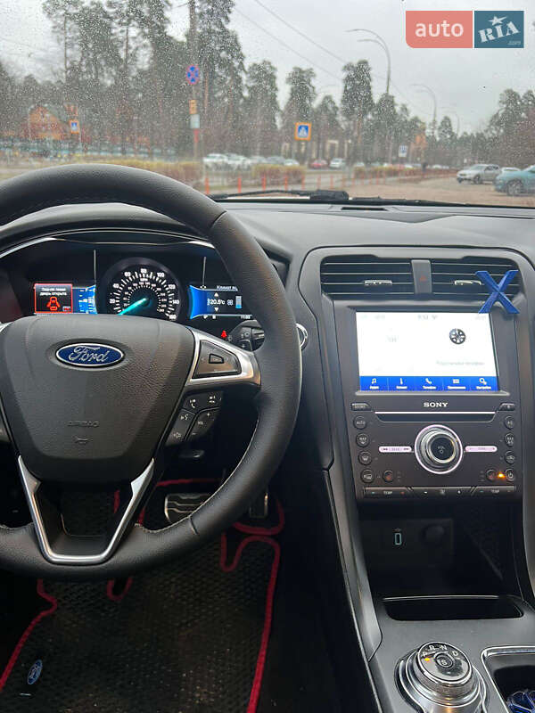 Седан Ford Fusion 2016 в Киеве