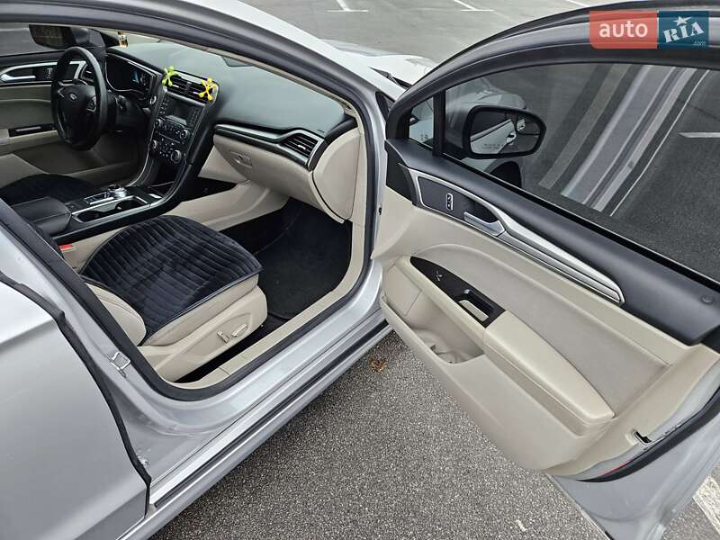 Седан Ford Fusion 2016 в Гостомеле фото 10 Седан Ford Fusion 2016 в Гостомеле