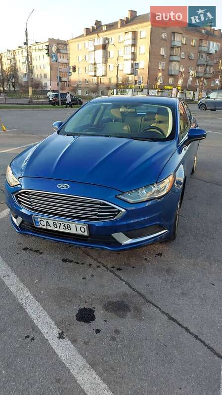 Седан Ford Fusion 2016 в Черкассах фото Седан Ford Fusion 2016 в Черкассах