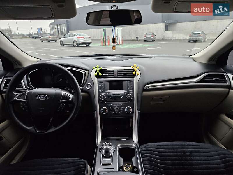 Седан Ford Fusion 2016 в Гостомеле фото 12 Седан Ford Fusion 2016 в Гостомеле