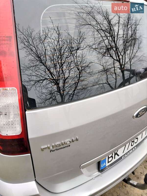 Хетчбек Ford Fusion 2010 в Рівному