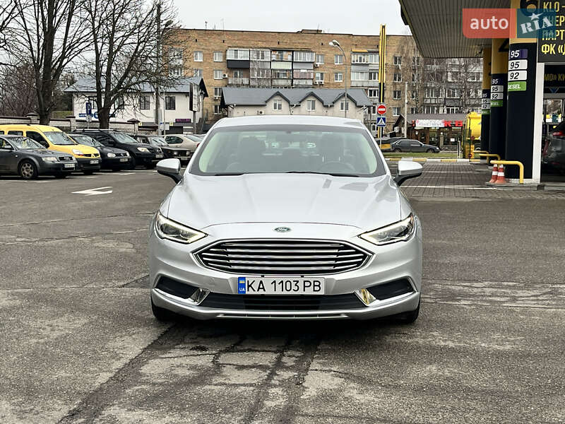Седан Ford Fusion 2017 в Києві