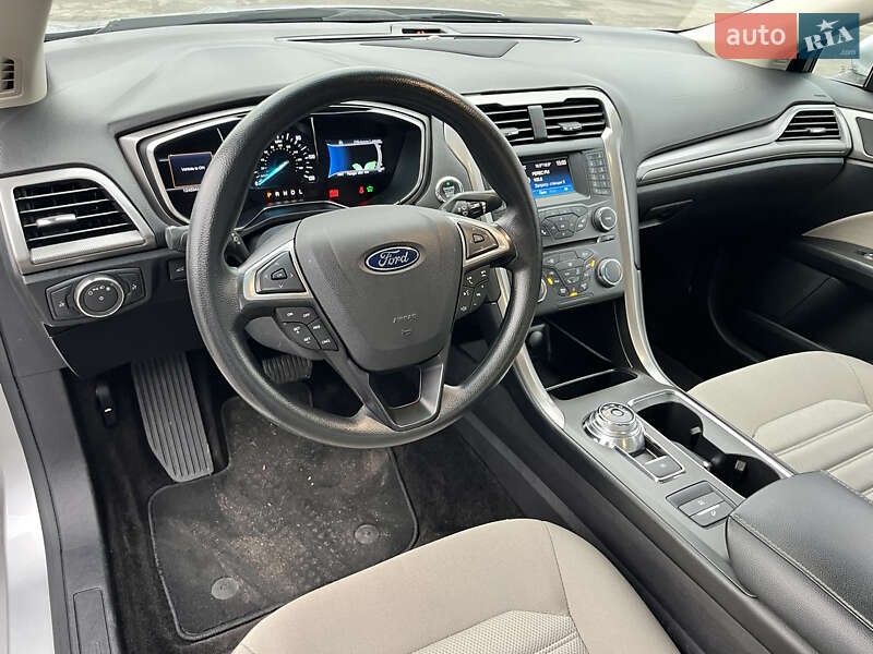 Седан Ford Fusion 2017 в Києві