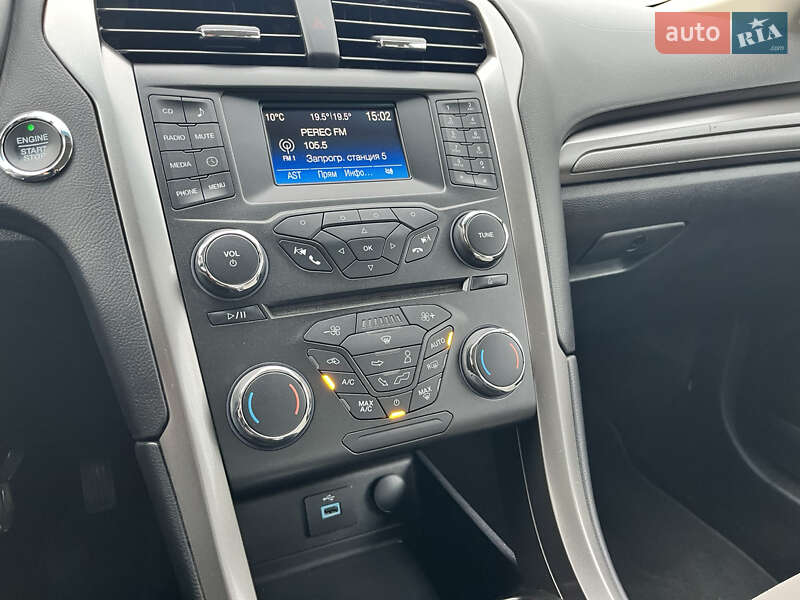 Седан Ford Fusion 2017 в Києві