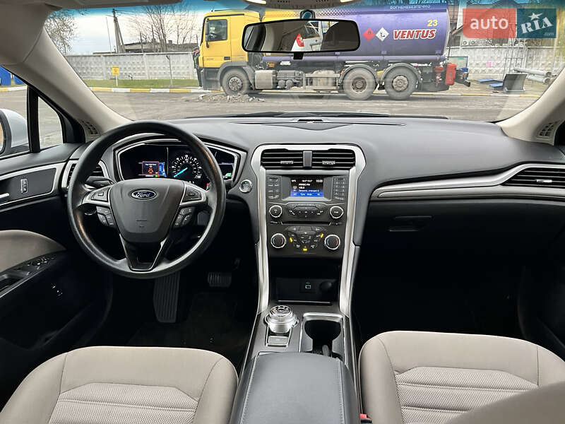 Седан Ford Fusion 2017 в Києві