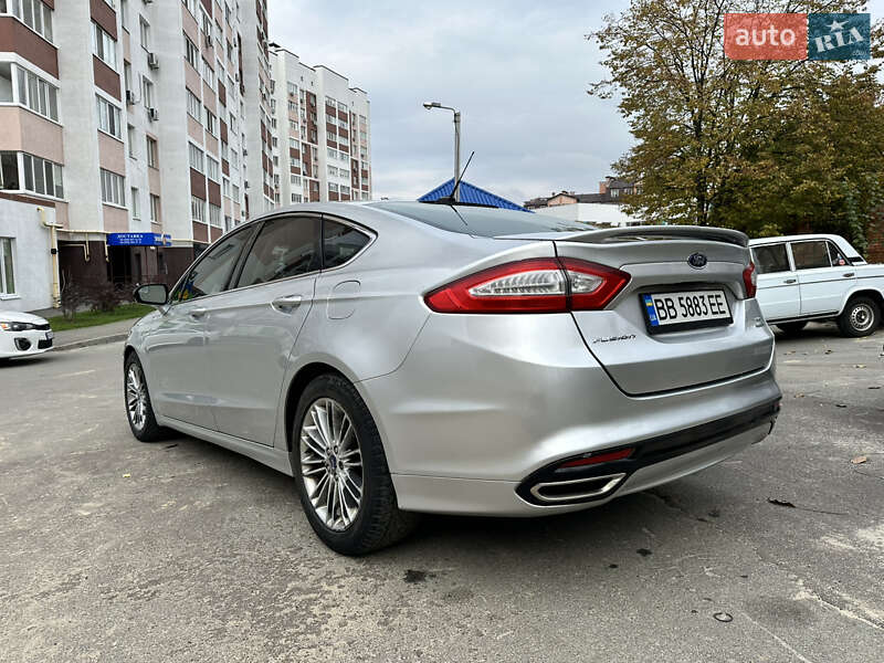 Седан Ford Fusion 2013 в Києві