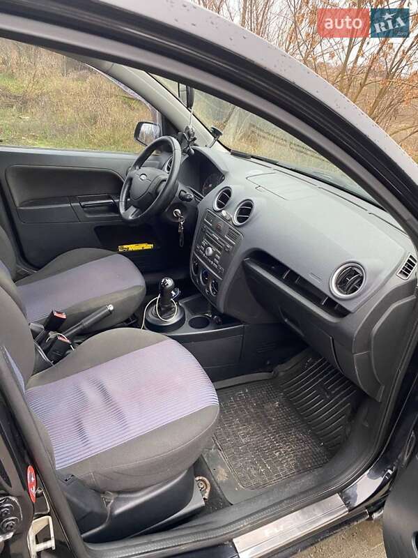 Хэтчбек Ford Fusion 2008 в Ракитном фото 4 Хэтчбек Ford Fusion 2008 в Ракитном