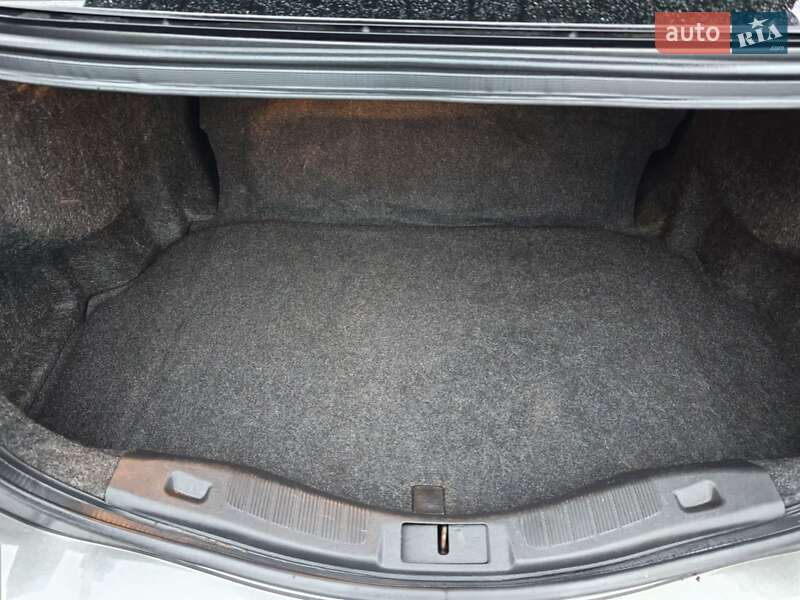 Седан Ford Fusion 2015 в Сумах