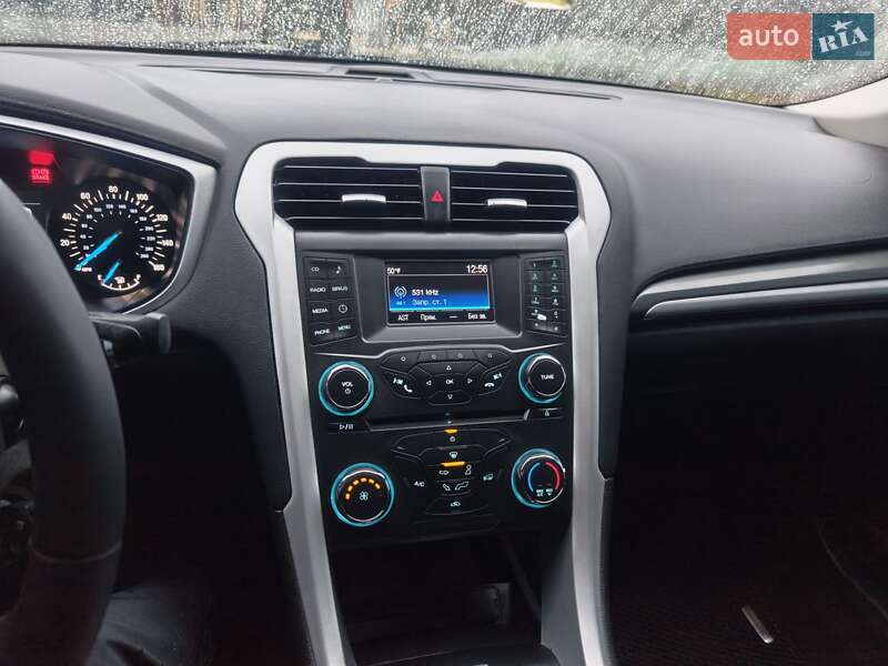 Седан Ford Fusion 2015 в Сумах