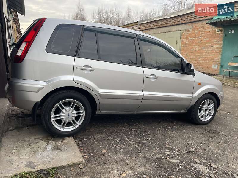 Хетчбек Ford Fusion 2010 в Ніжині