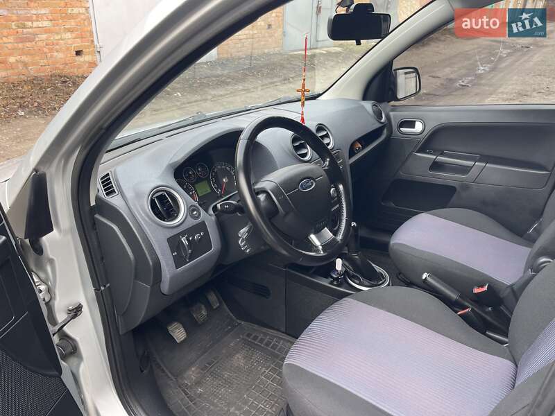 Хетчбек Ford Fusion 2010 в Ніжині