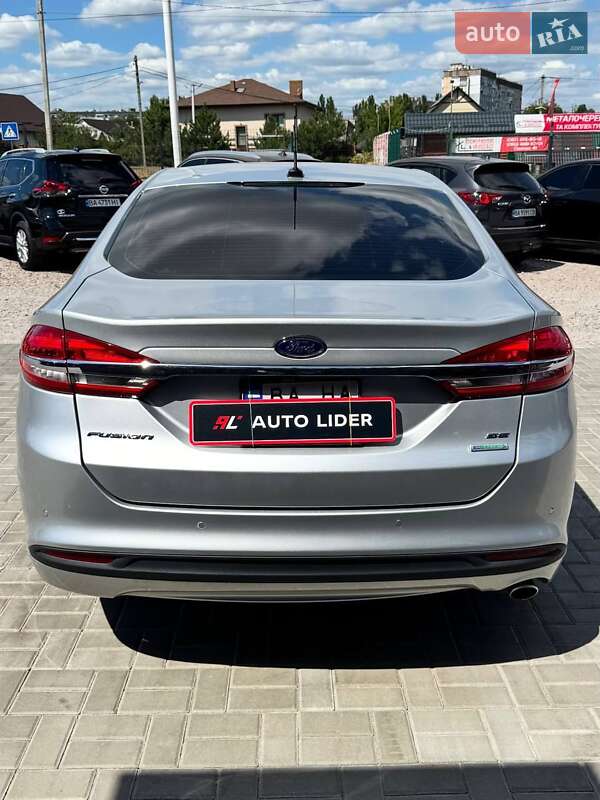 Седан Ford Fusion 2018 в Кропивницком