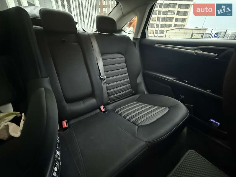 Седан Ford Fusion 2015 в Киеве фото 11 Седан Ford Fusion 2015 в Киеве