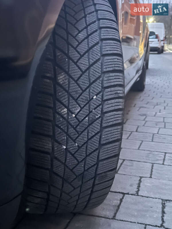 Седан Ford Fusion 2016 в Тернополе фото 17 Седан Ford Fusion 2016 в Тернополе