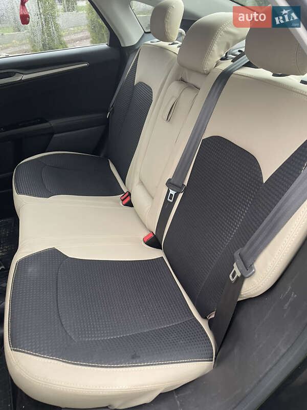 Седан Ford Fusion 2014 в Львові фото 13 Седан Ford Fusion 2014 в Львові