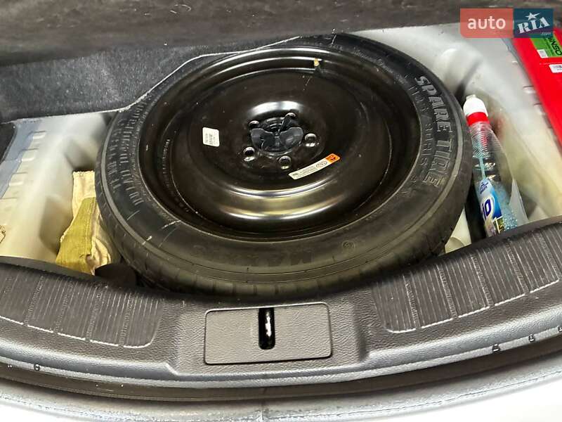 Седан Ford Fusion 2016 в Терновке