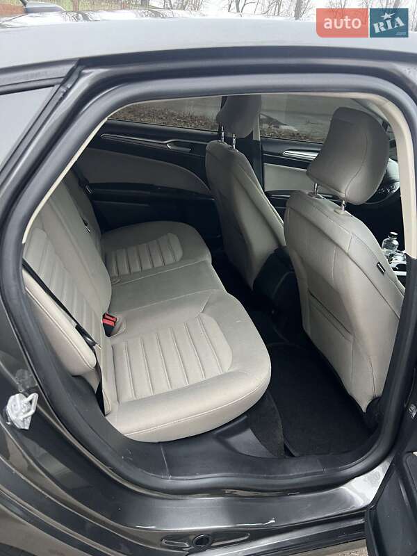 Седан Ford Fusion 2017 в Киеве фото 24 Седан Ford Fusion 2017 в Киеве