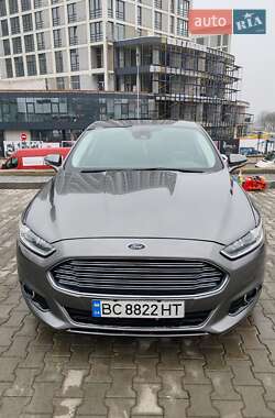 Седан Ford Fusion 2013 в Львове
