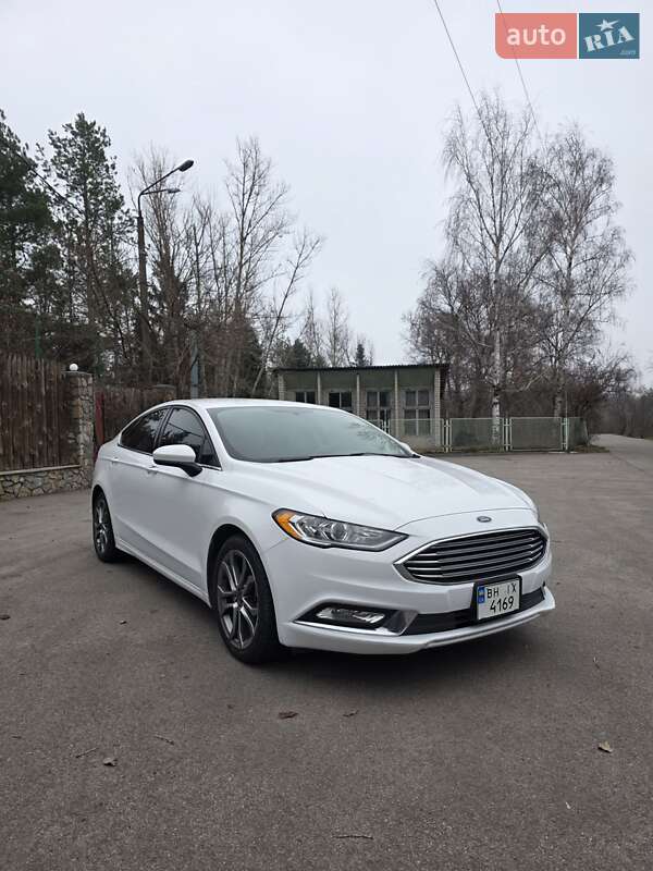 Седан Ford Fusion 2016 в Днепре