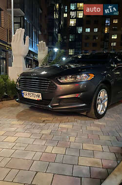 Седан Ford Fusion 2015 в Луцке