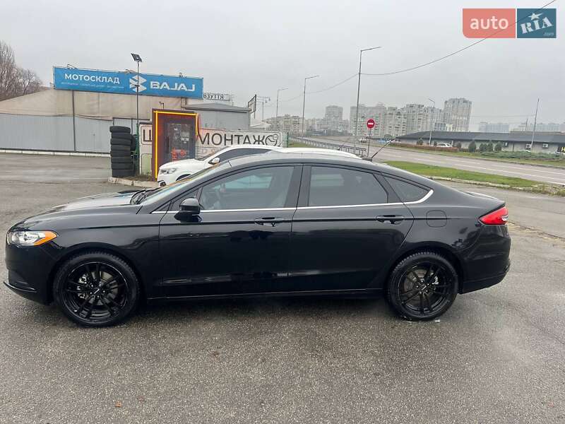 Седан Ford Fusion 2016 в Киеве