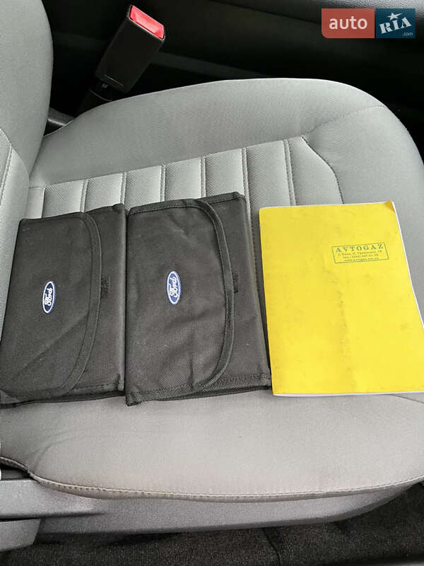 Седан Ford Fusion 2014 в Києві фото 14 Седан Ford Fusion 2014 в Києві