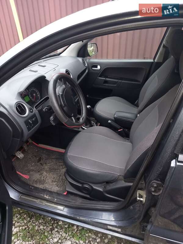 Хэтчбек Ford Fusion 2009 в Днепре фото 17 Хэтчбек Ford Fusion 2009 в Днепре