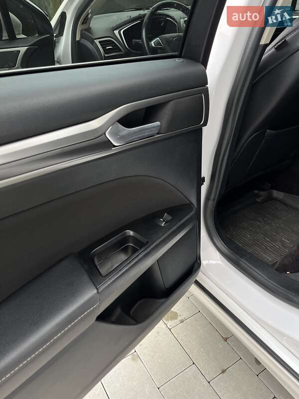 Седан Ford Fusion 2017 в Ужгороде фото 20 Седан Ford Fusion 2017 в Ужгороде