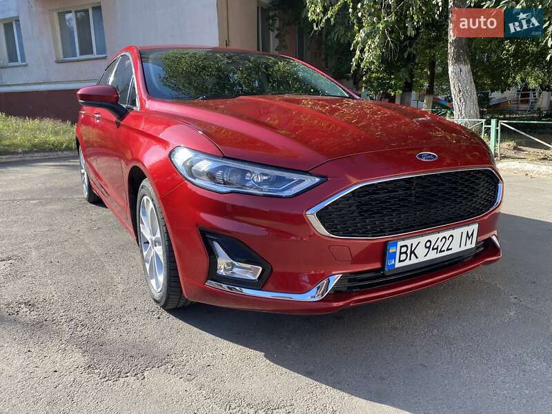 Седан Ford Fusion 2020 в Ровно