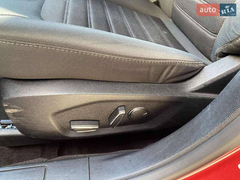 Седан Ford Fusion 2020 в Ровно