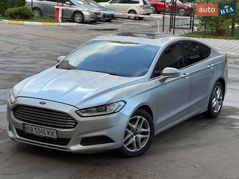 Седан Ford Fusion 2015 в Киеве