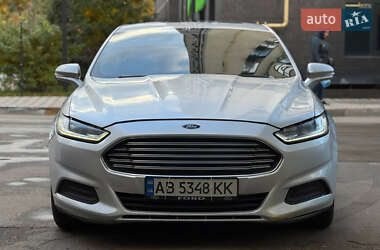 Седан Ford Fusion 2015 в Києві