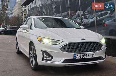 Седан Ford Fusion 2019 в Києві