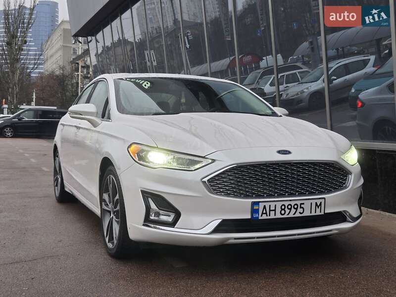 Ford Fusion 2019