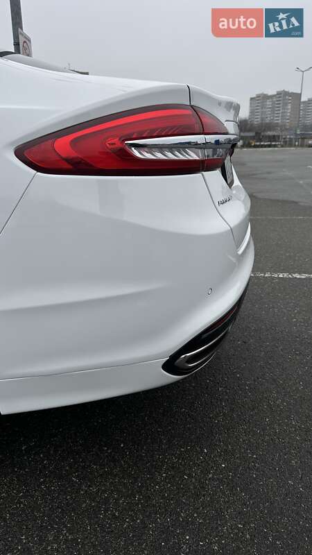 Седан Ford Fusion 2016 в Киеве фото 7 Седан Ford Fusion 2016 в Киеве